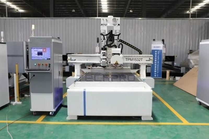 Wood Cnc Engraving Machine 132 - огляд і ціна Cnc Router Machine