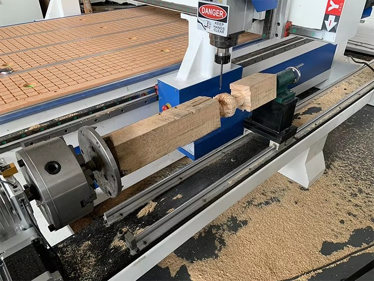 Factory Supply High Precision  - огляд і ціна Cnc Router Machine